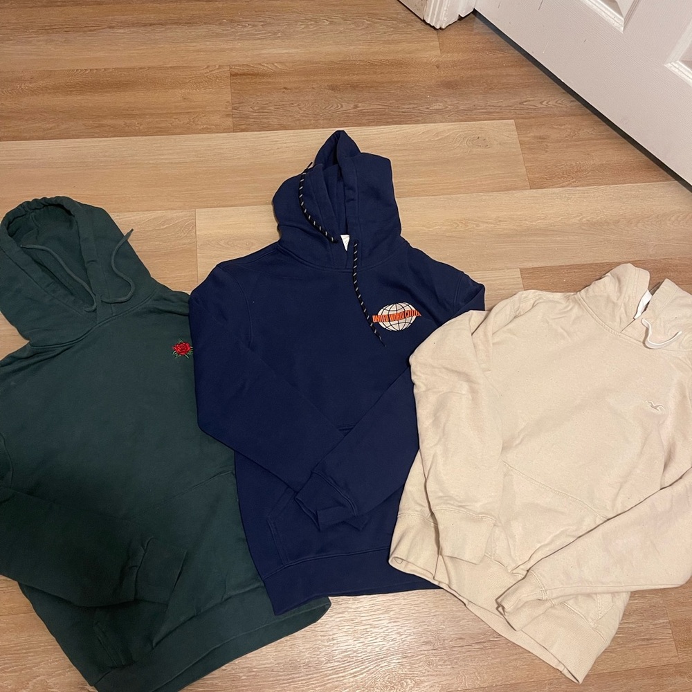 Hollister and H&M hoodie bundle